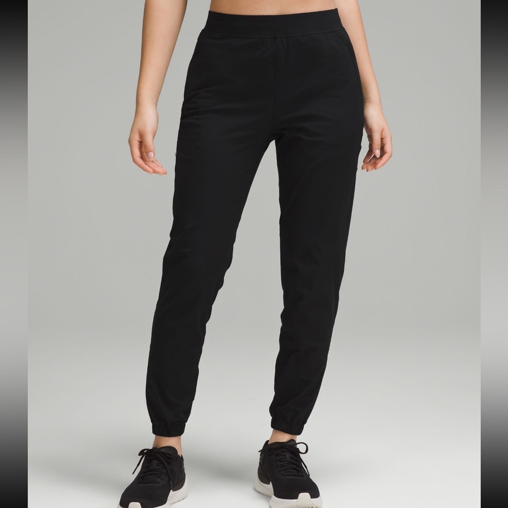 Adapted State High-Rise Jogger *Full Length. Size 4